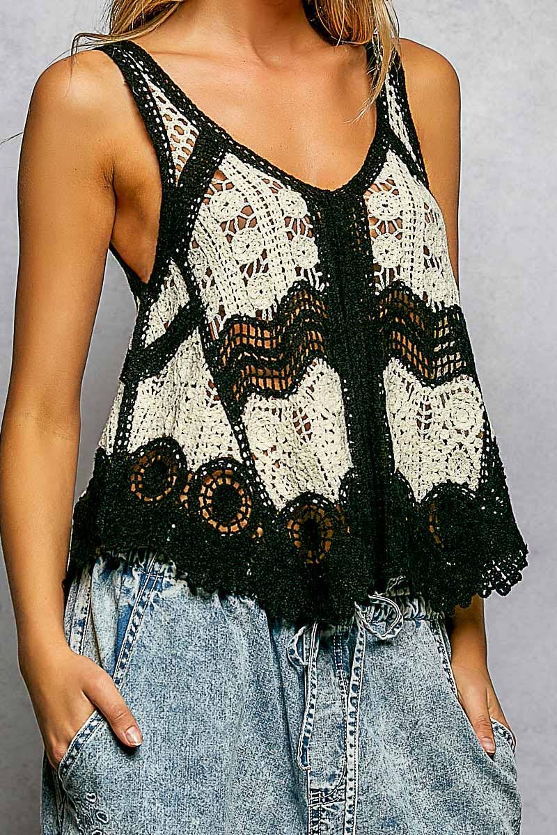Border Weave Scalloped Crochet V-Neck Sleeveless Top
