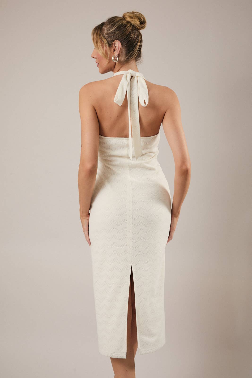 V NECK HALTER SHELL TRIM DETAILED DRESS