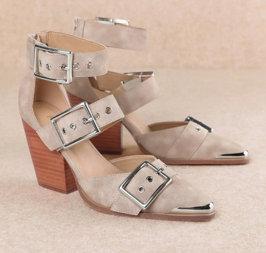 MiiM Hendrix Pointed Toe Hollow Out Stiletto Sandals