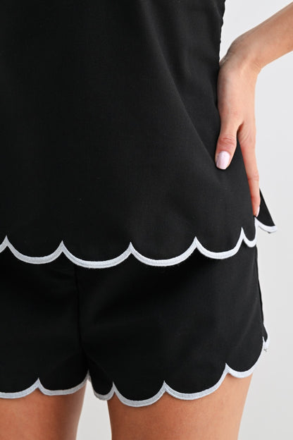 Scalloped Contrast Trim Shorts Set