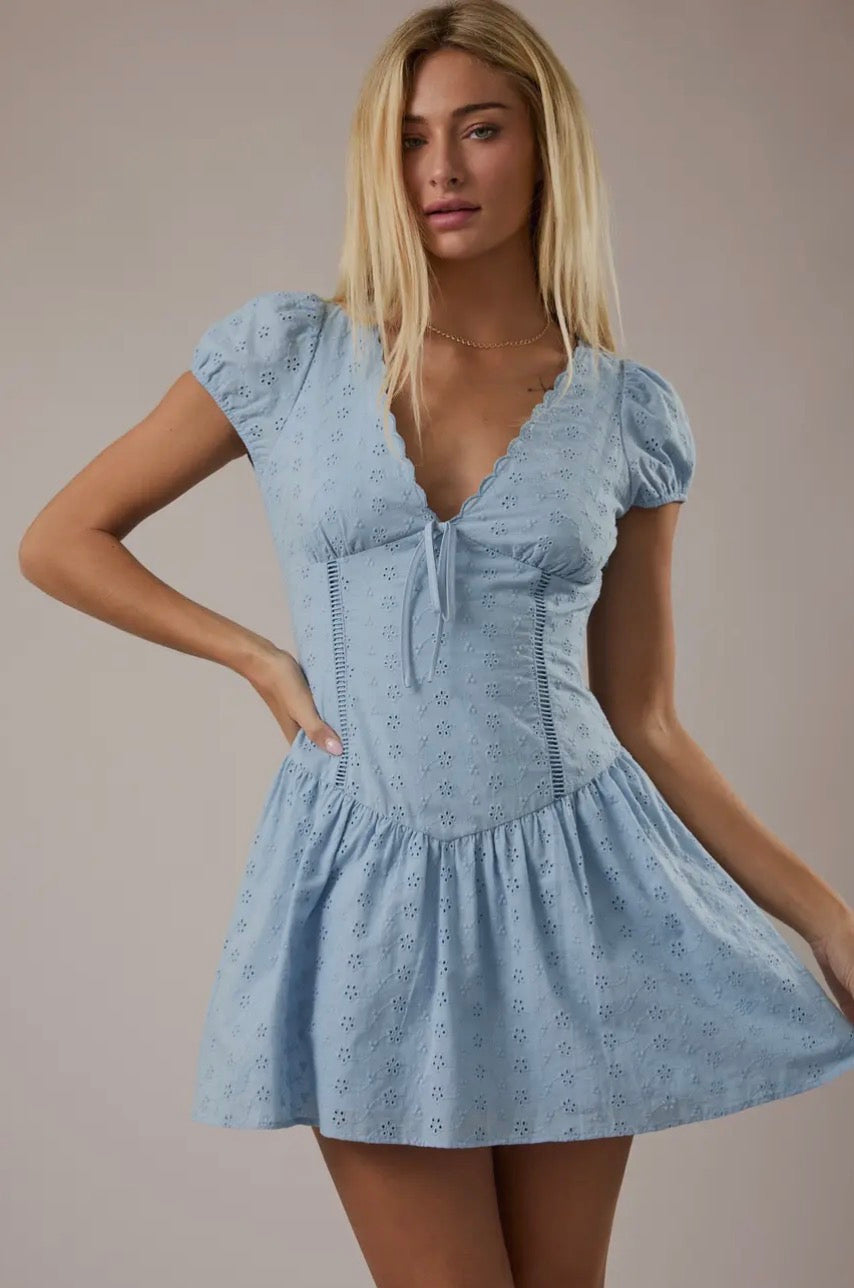Le Lis Cap Sleeve Scallop V-Neck Drop Waist Mini Dress