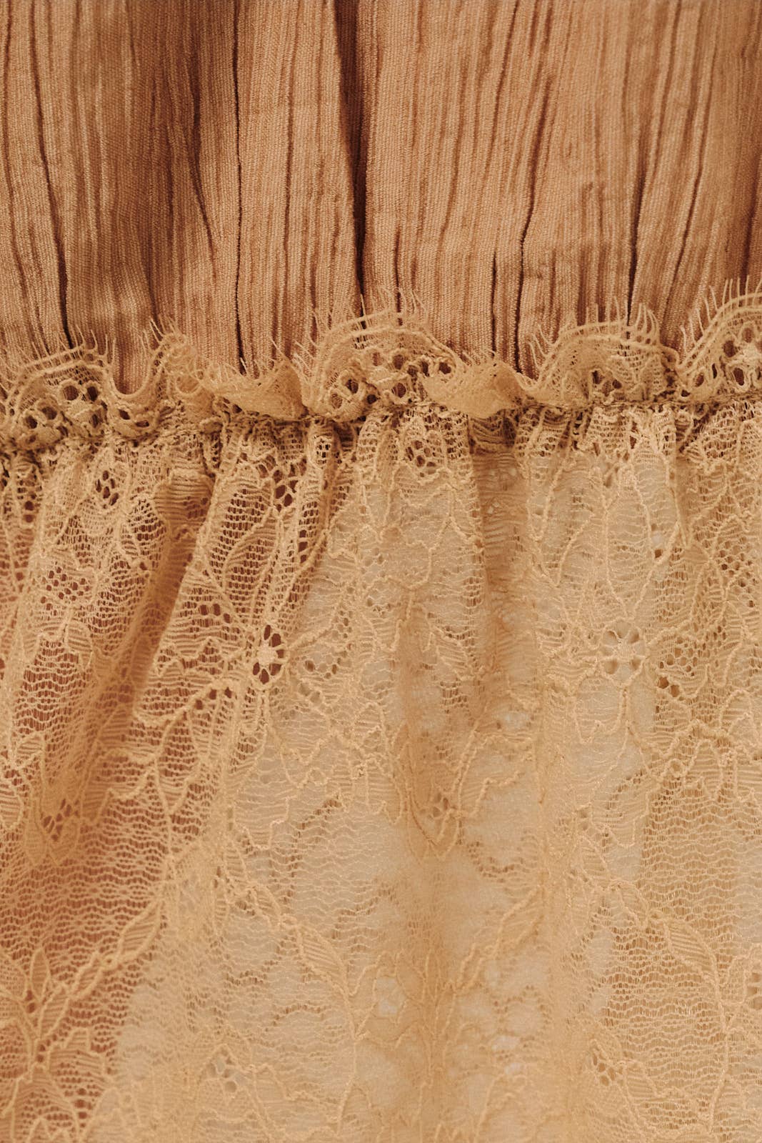 Sunday Edition - Bloom Pants With Lace Trim