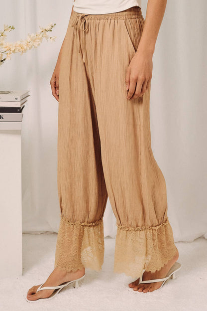 Sunday Edition - Bloom Pants With Lace Trim