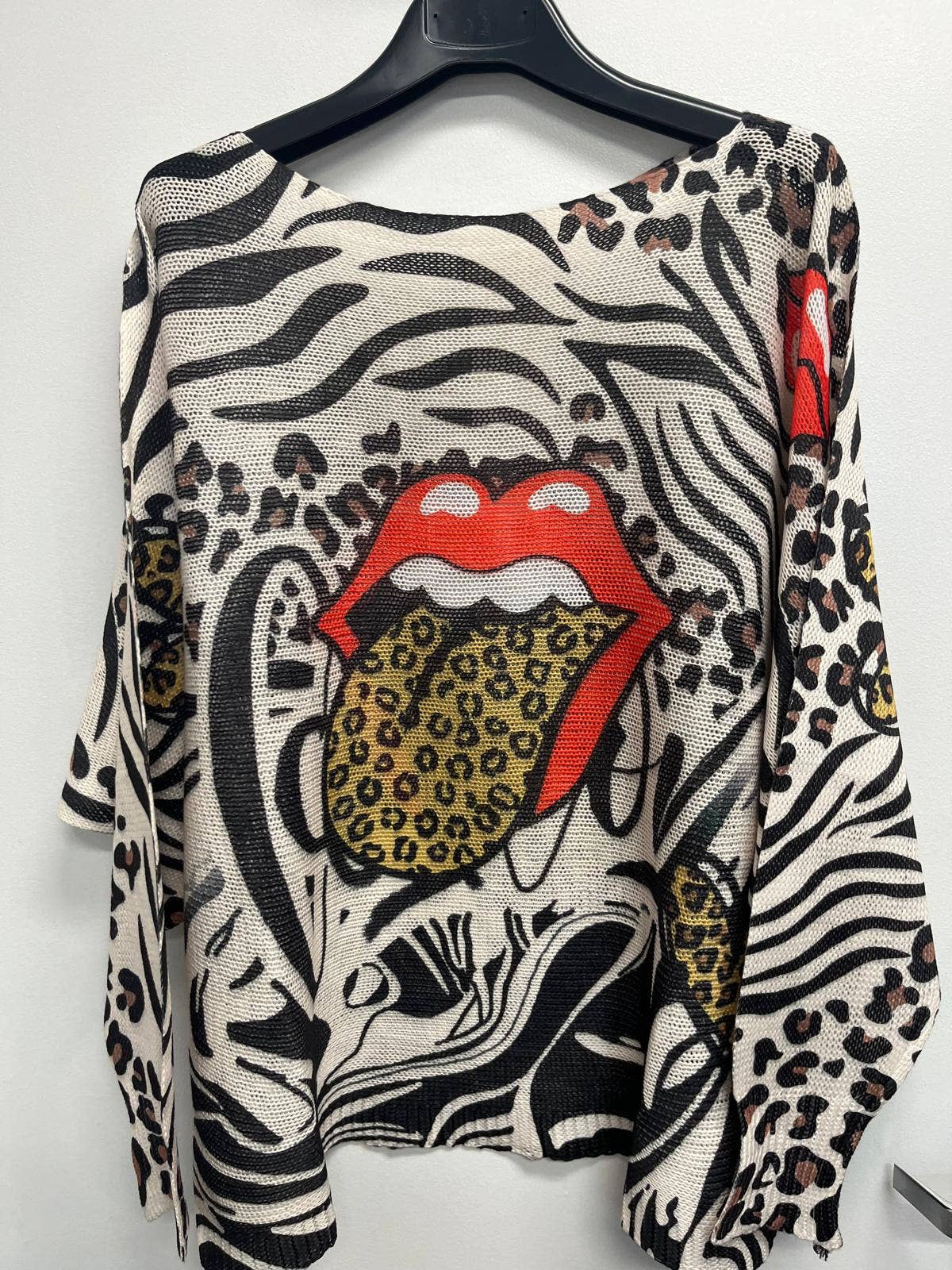 VIZLI Black Lip Animal Round Knit Printed Sweater