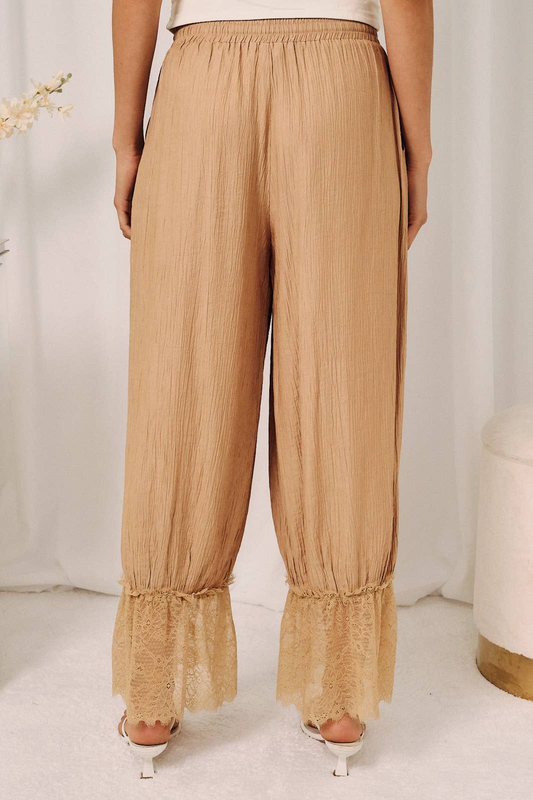 Sunday Edition - Bloom Pants With Lace Trim
