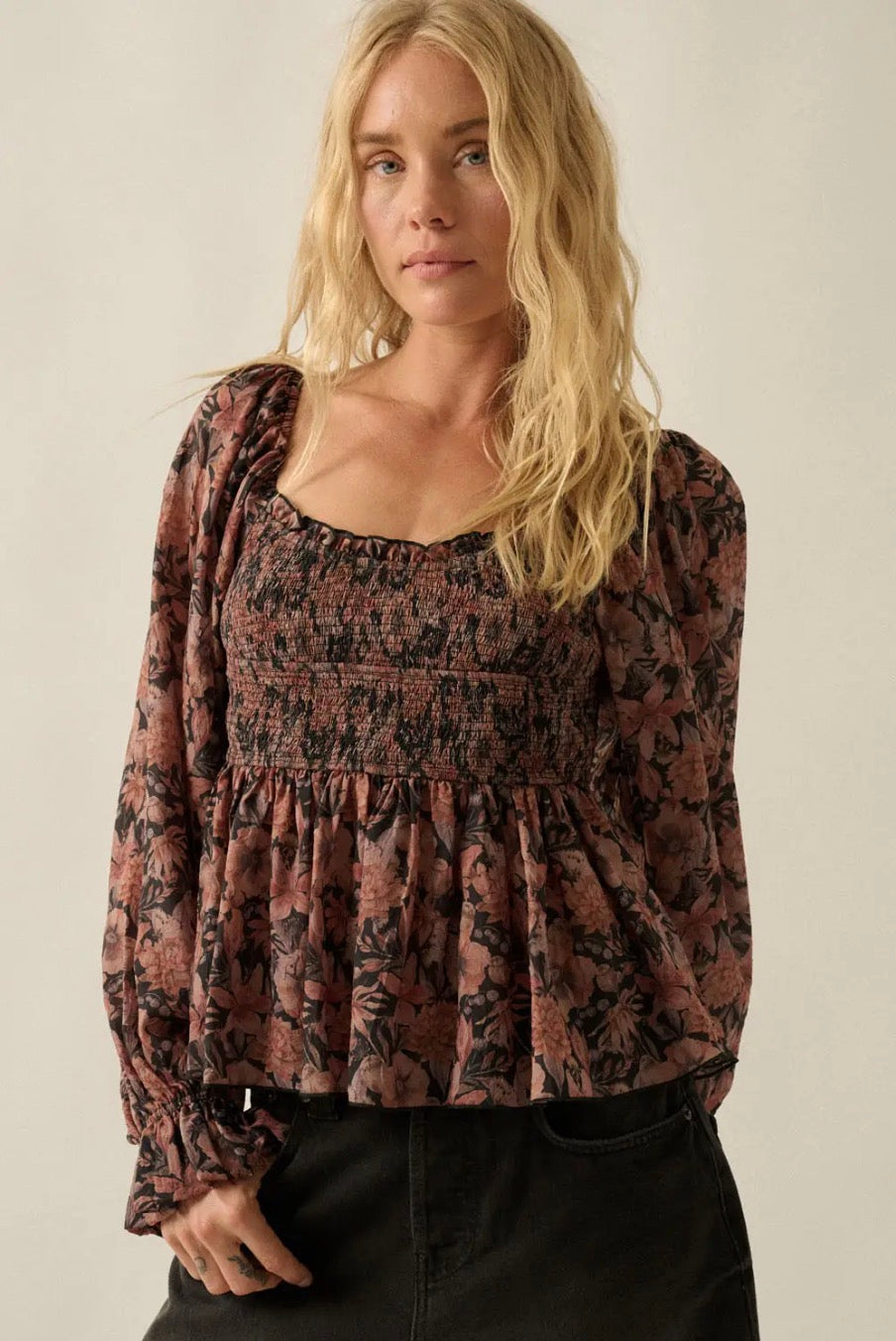 Floral-Print Sweetheart Smocked Peplum Peasant Top