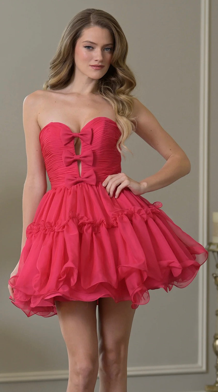 Colors Plunging Sweetheart Neckline Cocktail Dress
