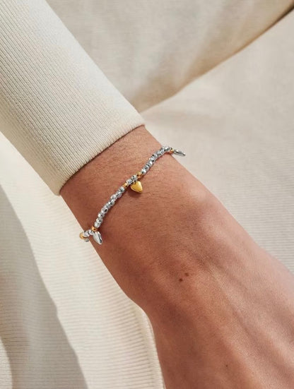 A Littles & Co. - A Little ‘Amazing Sister’ Bracelet