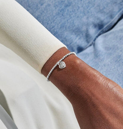 A Littles & Co. - A Little ‘Amazing Mom To Our Family’ Bracelet