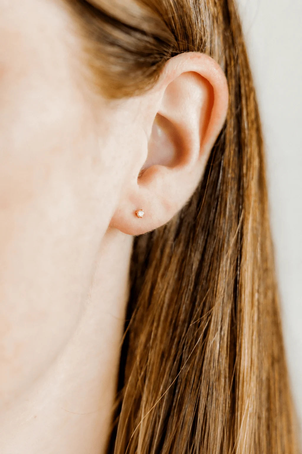 Linny Co Screwback Stud Earring - Micro Teagan CZ Gold