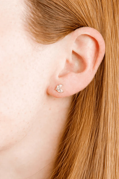 Linny Co Screwback Stud Earrings - Nova Silver