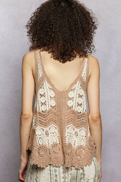 Border Weave Scalloped Crochet V-Neck Sleeveless Top