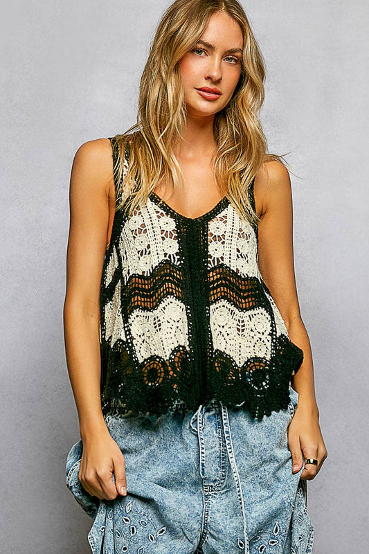 Border Weave Scalloped Crochet V-Neck Sleeveless Top